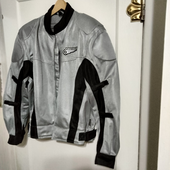 First Gear Premium Riding Equipment Jacket size Medium - Picture 3 of 15